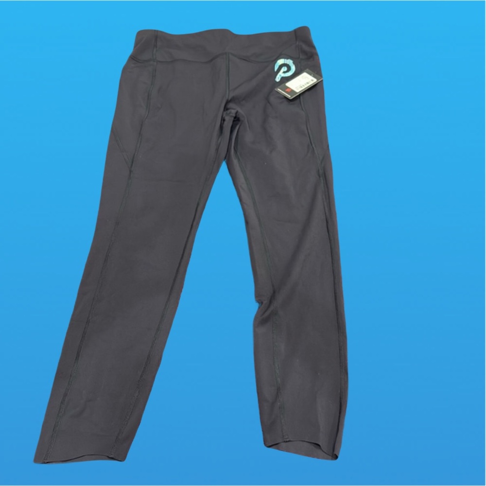 Peloton XL NWT together we go far Leggings With pockets - Picture 4 of 17
